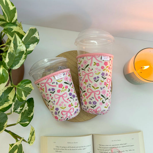 Flower and Bows Iced Coffee Sleeve – Reusable Cup Holder